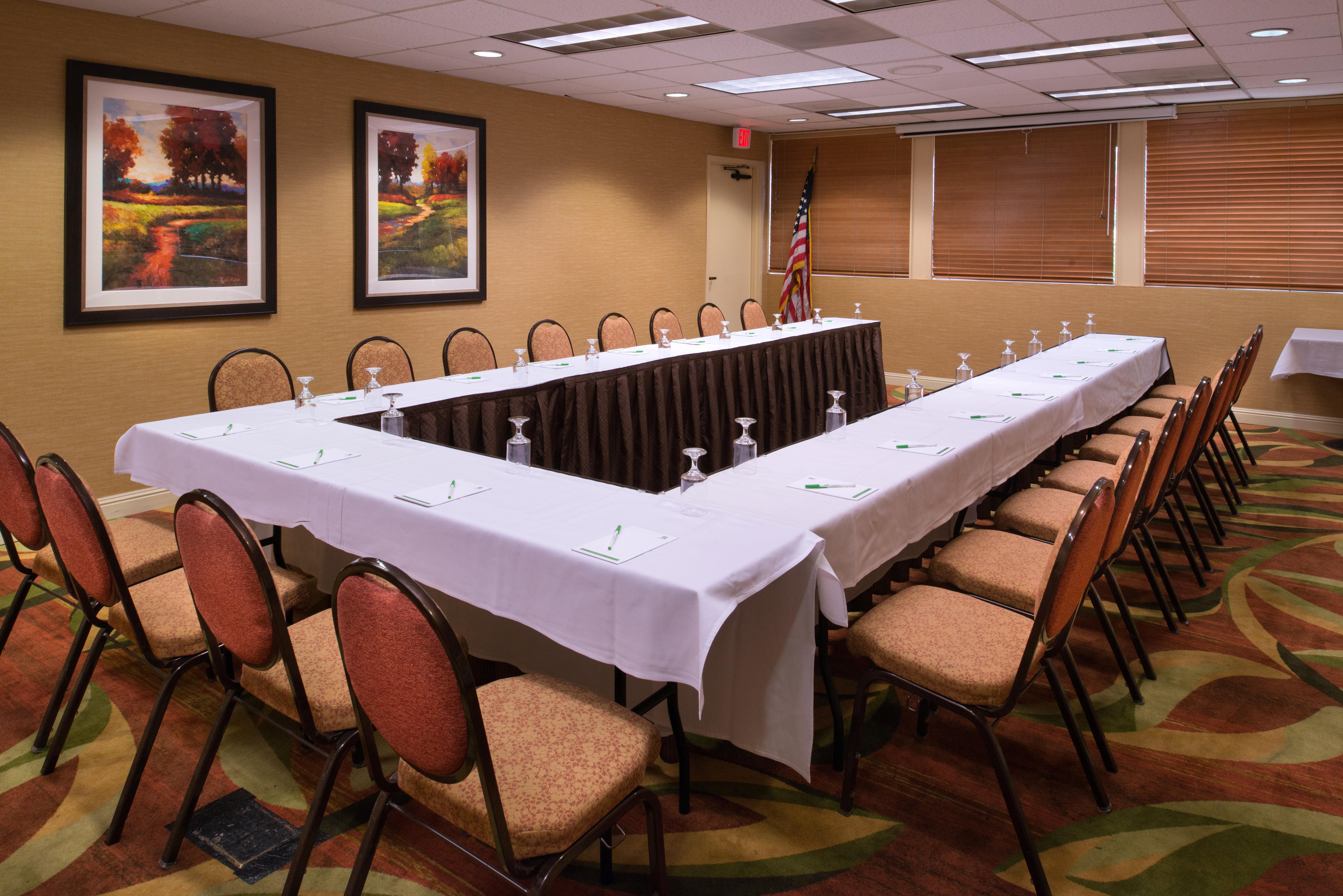 Holiday Inn Dublin - Pleasanton By Ihg Exterior photo