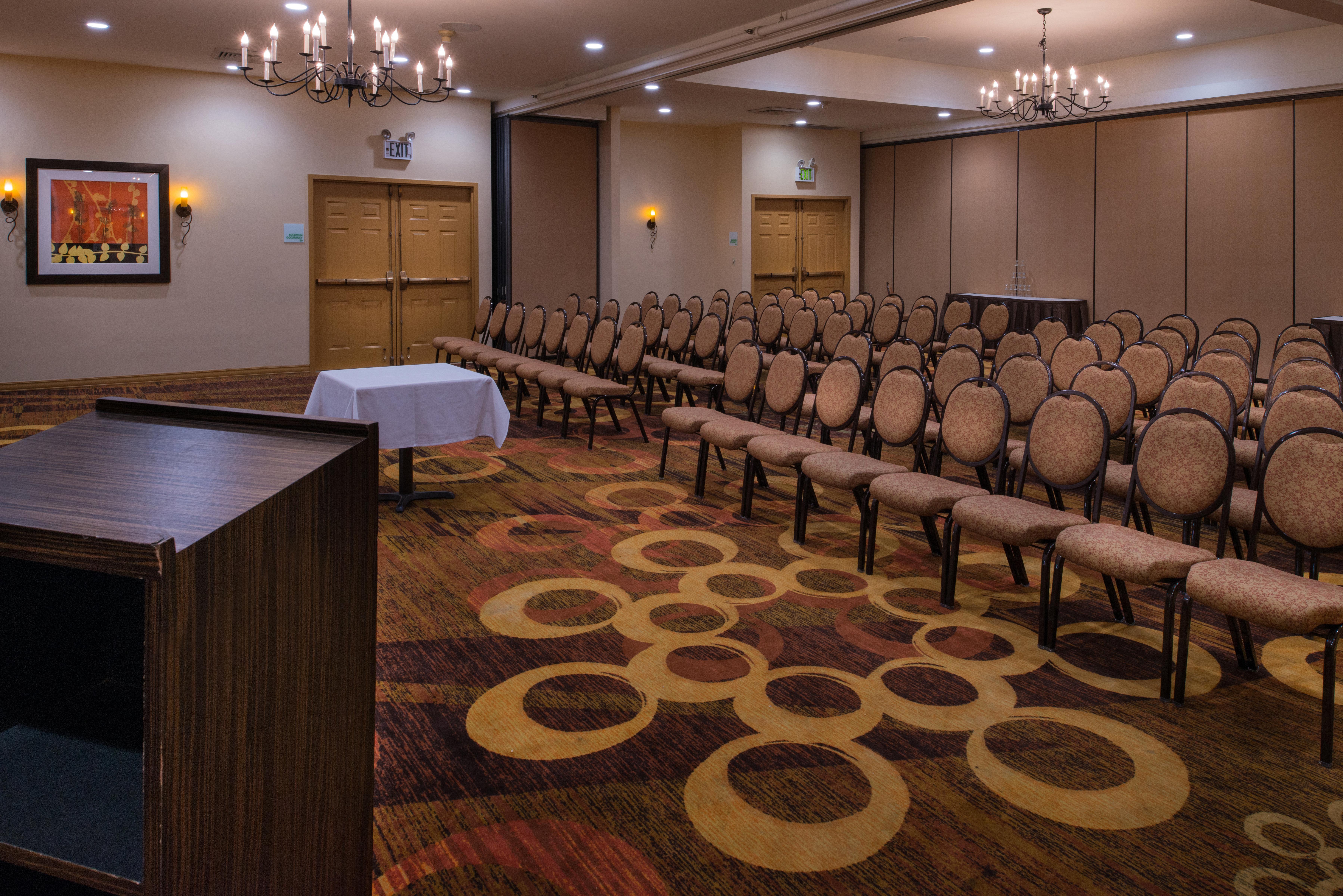 Holiday Inn Dublin - Pleasanton By Ihg Exterior photo