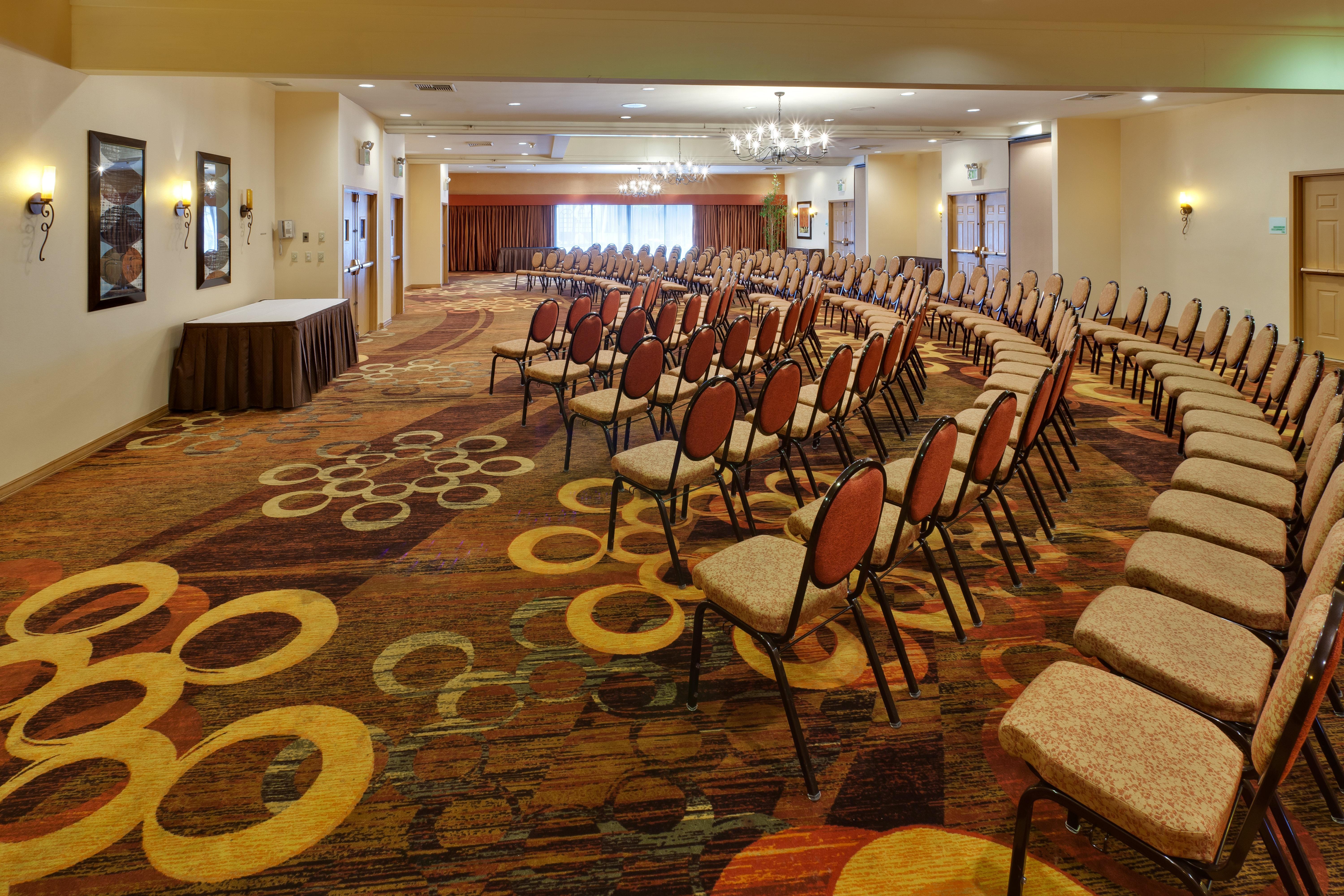 Holiday Inn Dublin - Pleasanton By Ihg Exterior photo